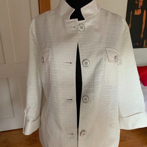 White light jacket - Picture 1 of 6